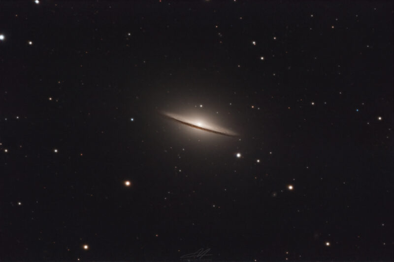 M104 La galaxie du Sombrero