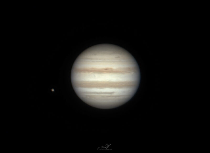 Jupiter et Ganymède La planete jupiter et un de ses satellites